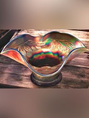 Fenton Antique Carnival glass ruffled hat vase with blackberry spray pattern